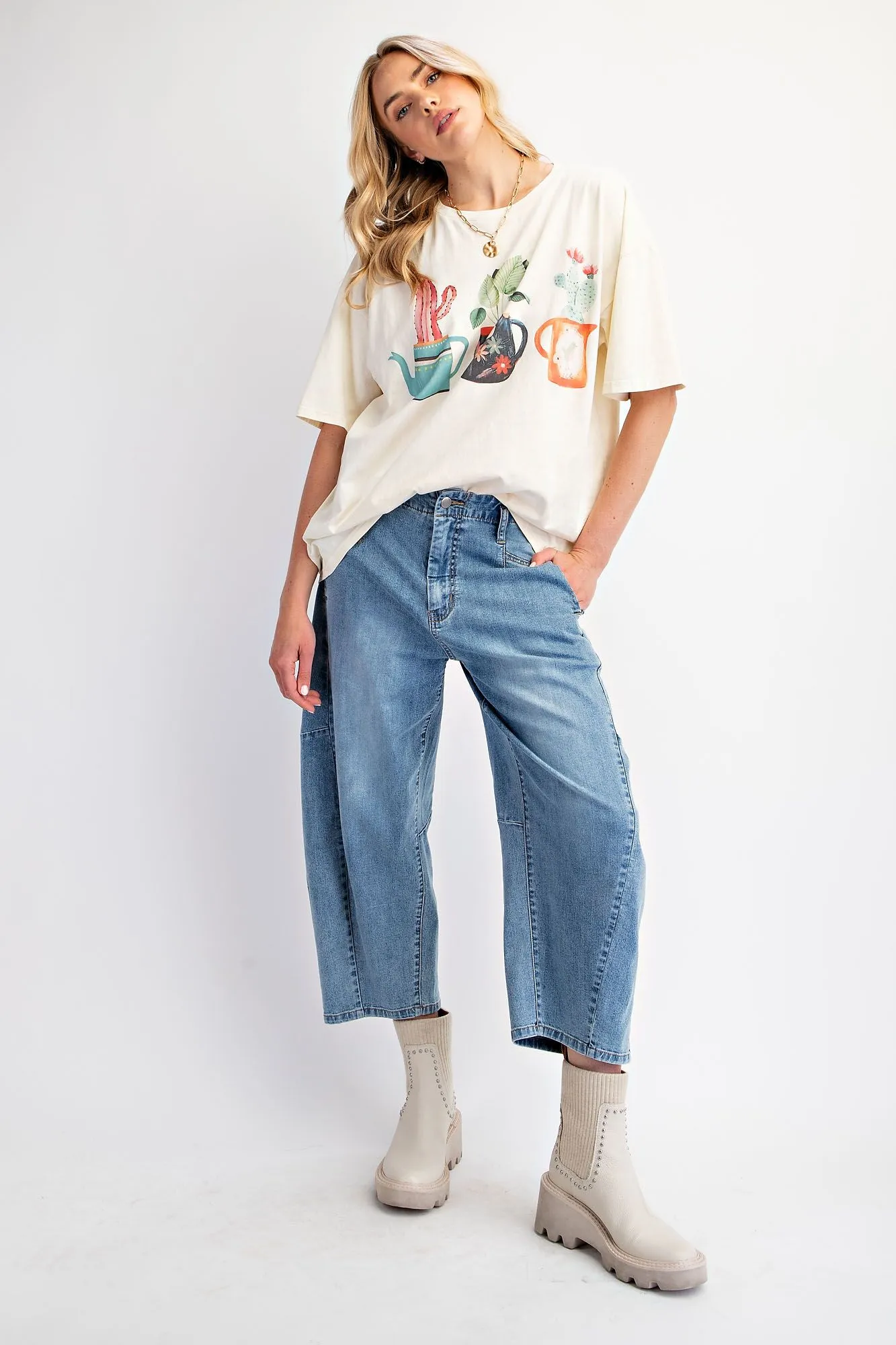 Easel Ecru T-Shirt With Graphic Cactus Planted In Tea Pots