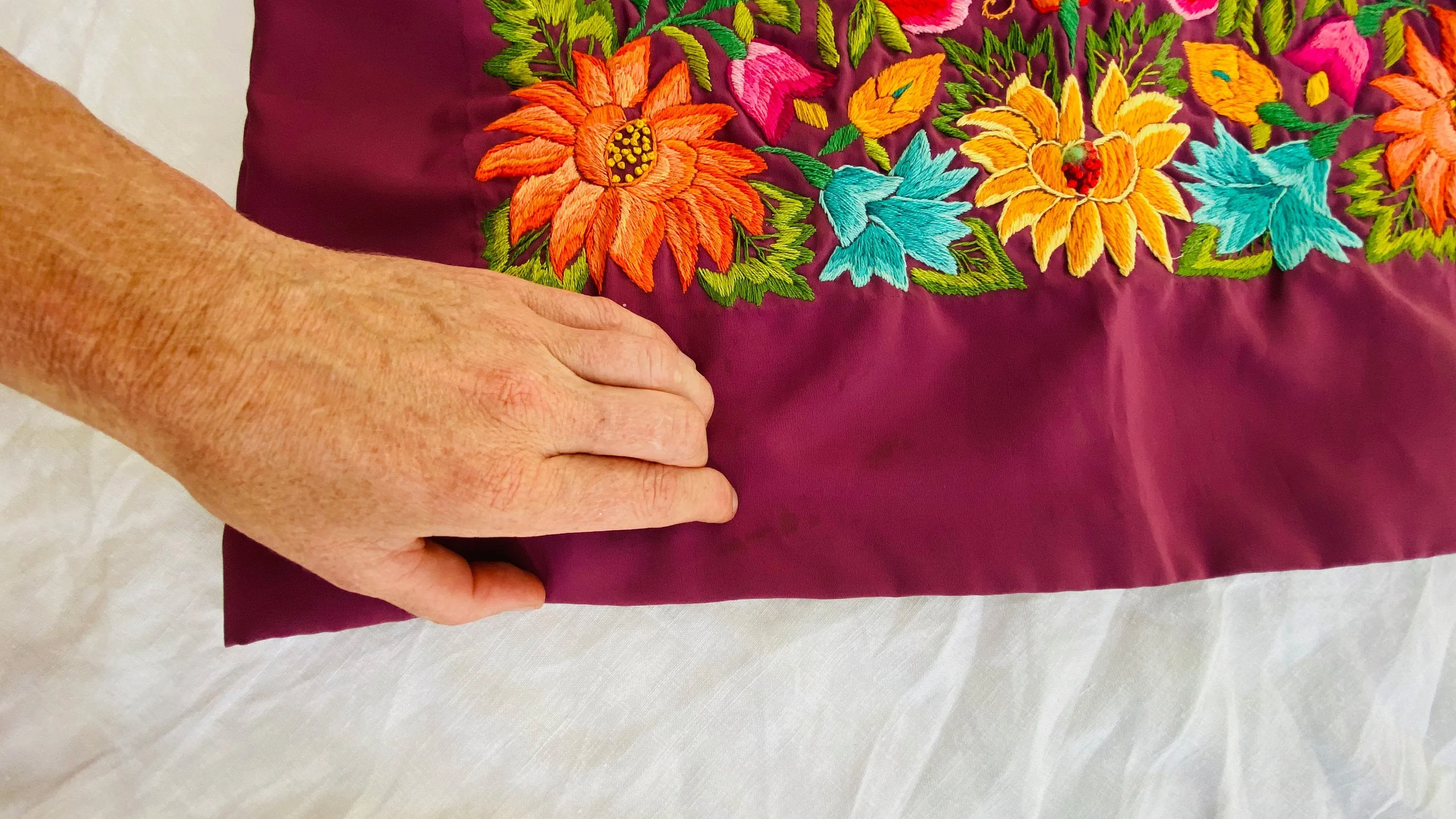 Hand Embroidered Tehuana Huipil aka Frida Kahlo Blouse. Oaxaca, Mexico. Vintage. Rare