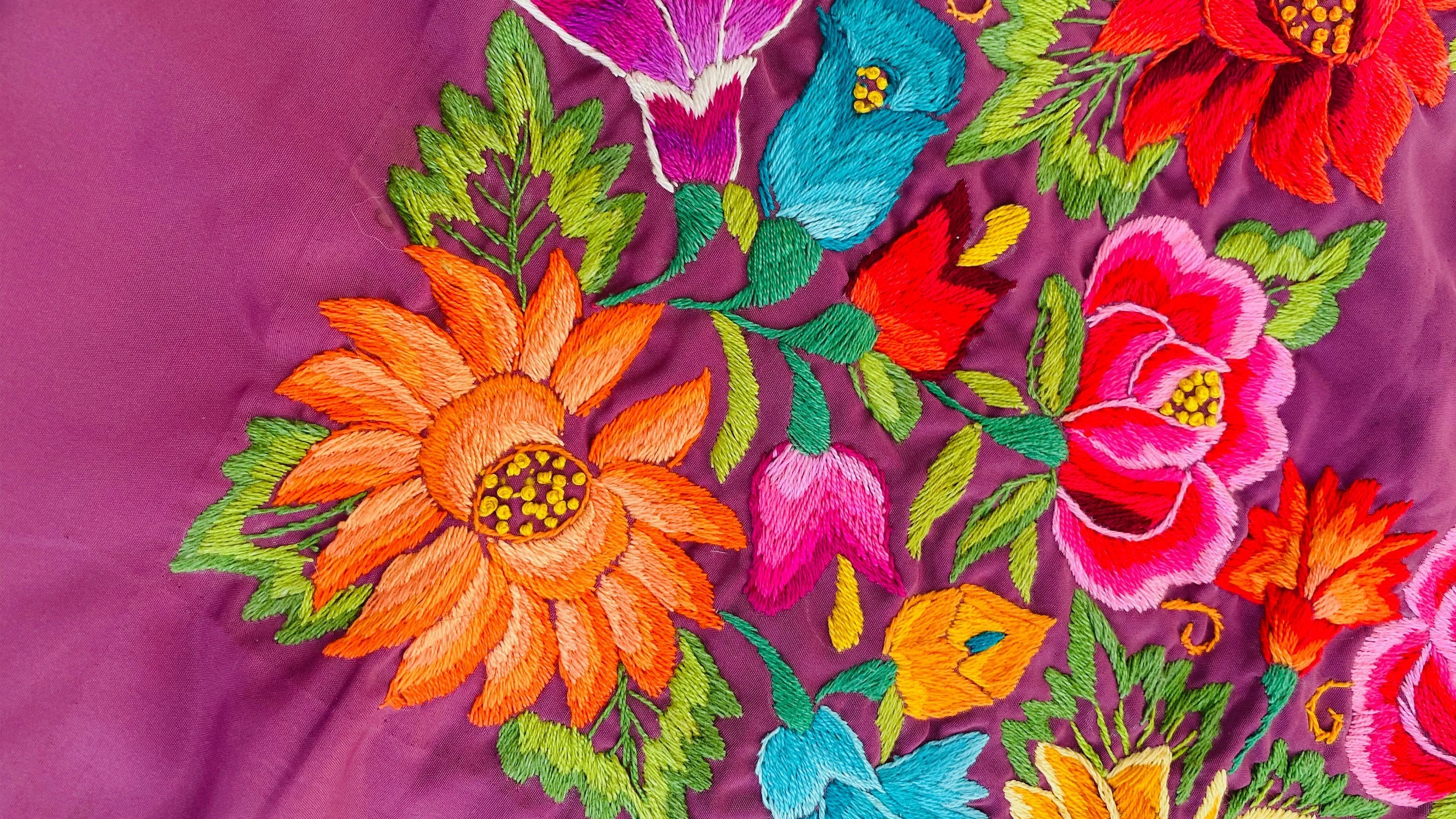 Hand Embroidered Tehuana Huipil aka Frida Kahlo Blouse. Oaxaca, Mexico. Vintage. Rare