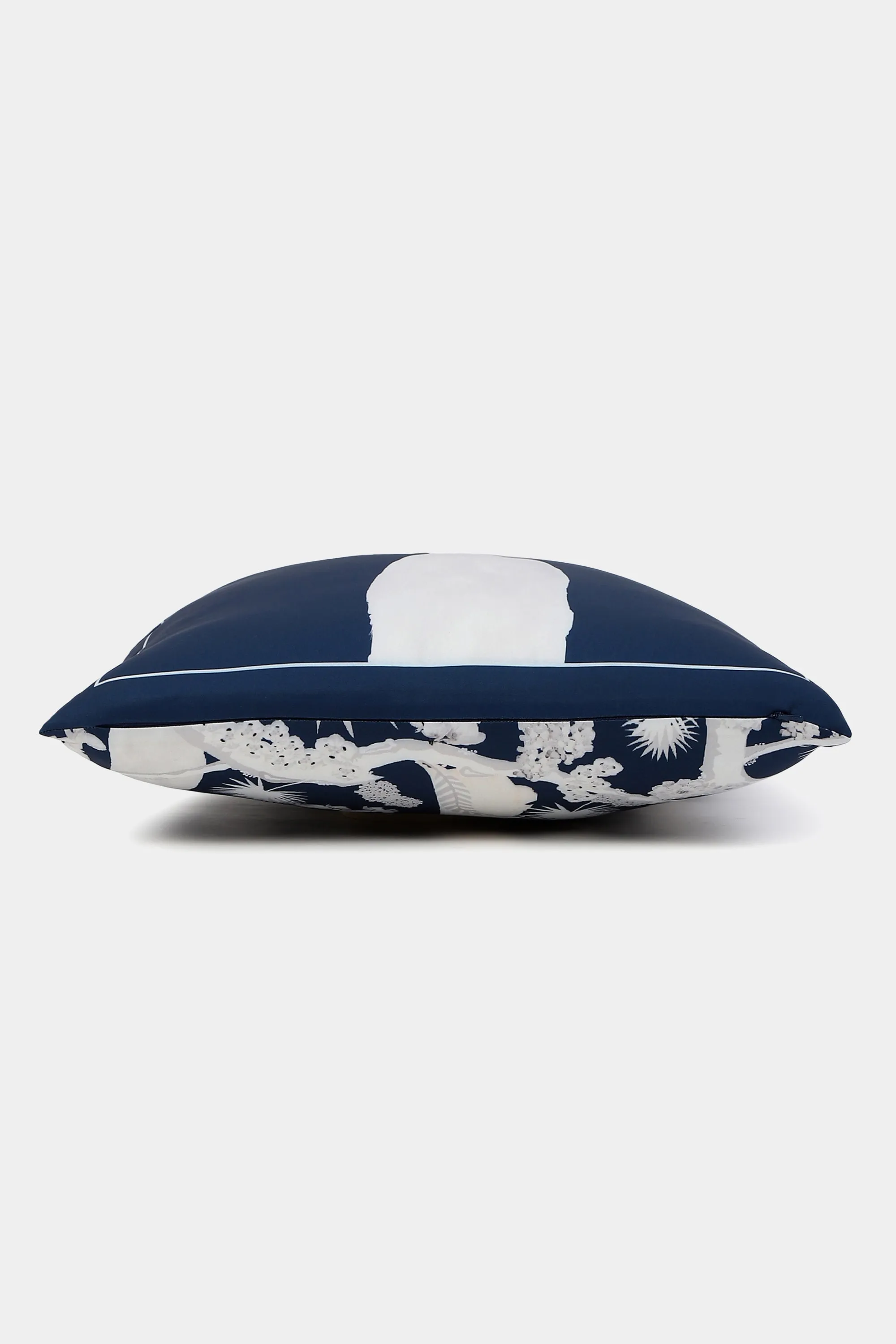 Izu Juno Cushion - Large