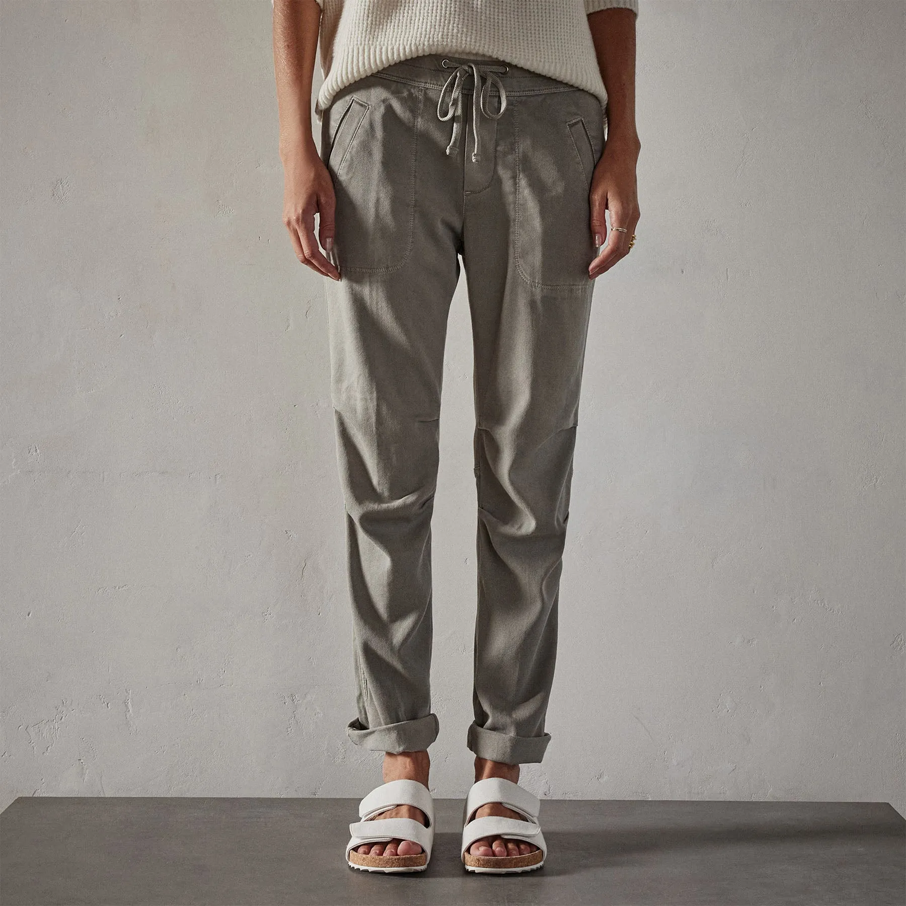 Soft Drape Pant - Concrete Pigment
