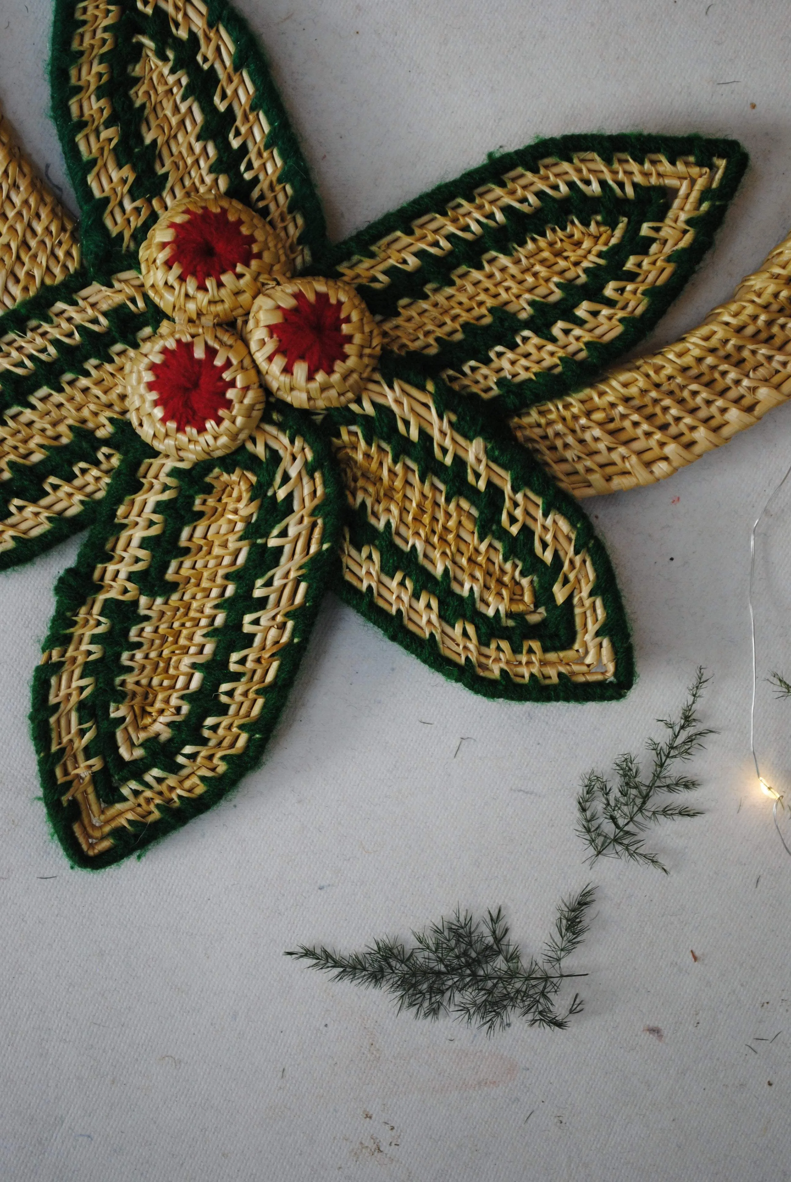 TRUNA Colorful Wreath